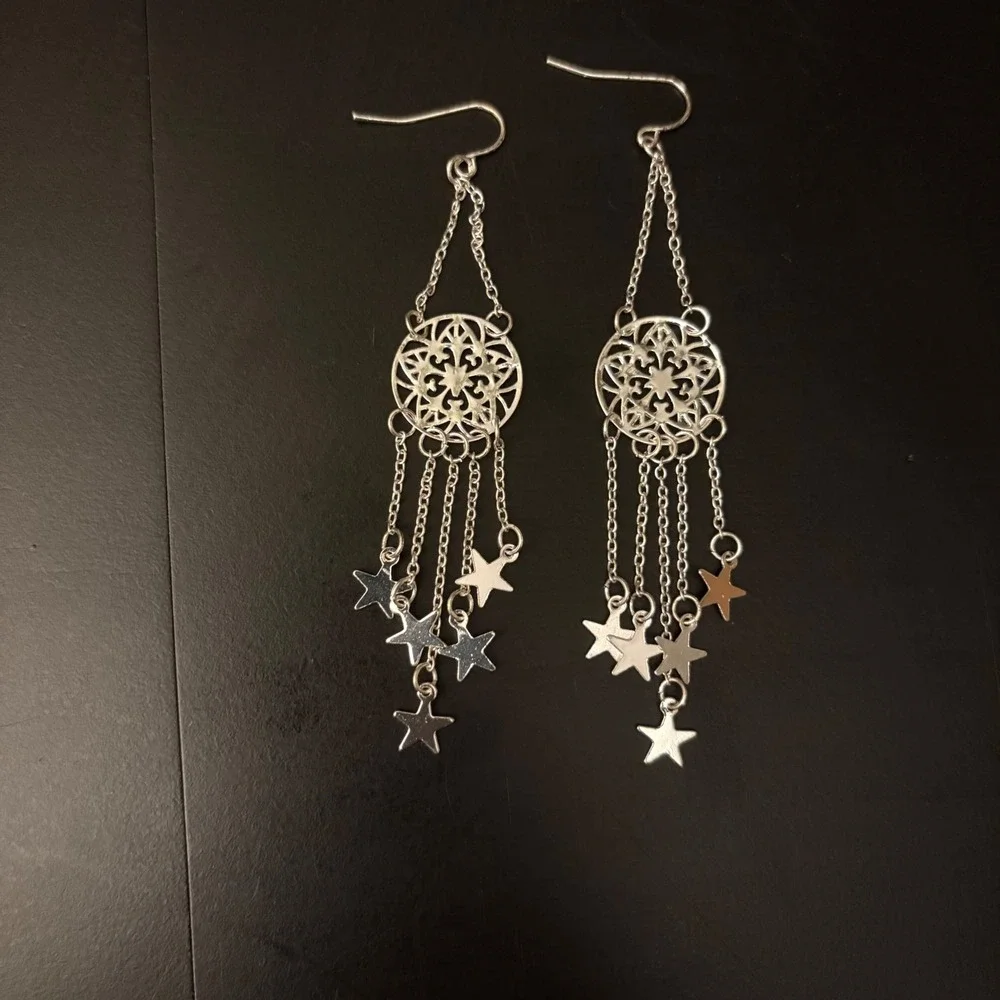 NWT Claire's Dangle Earrings Star Dreamcatcher Silver Tone; Star Studs‎
